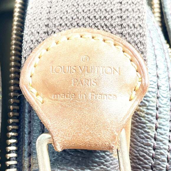 LOUIS VUITTON Brown Monogram Canvas Shoulder Bag - Picture 9 of 11